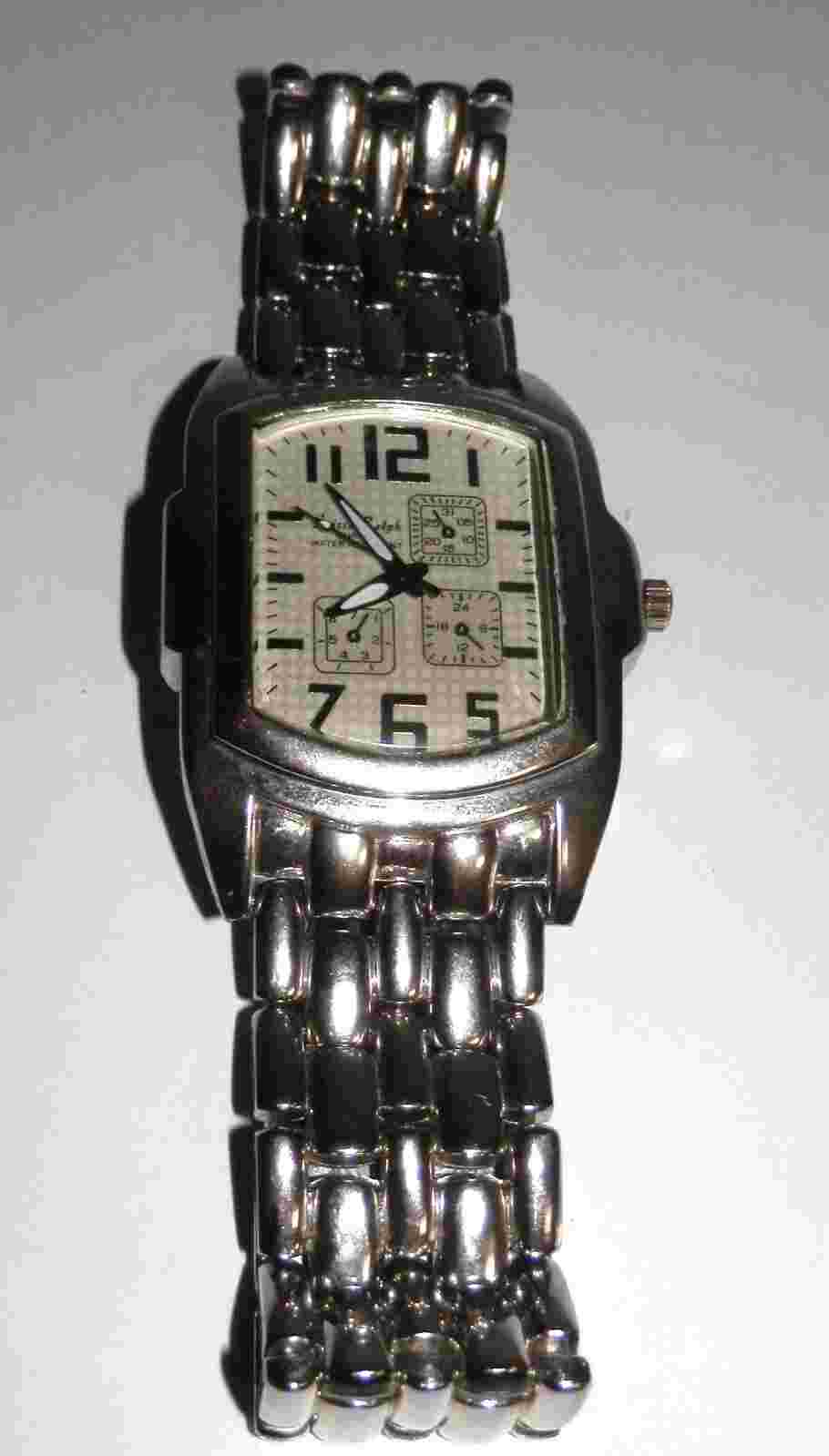 Suisse Ralph Quartz Movement Water Resistant Multi Dial Watch #1427