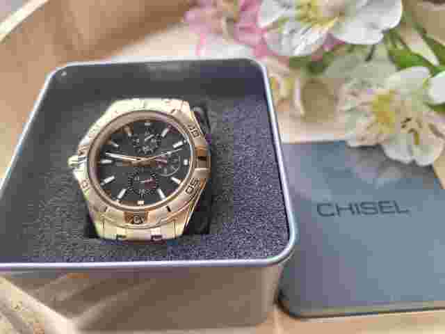 CHISEL Mens Watch Gold Tone With Box & Links Model 5829099 (Exc Cond)