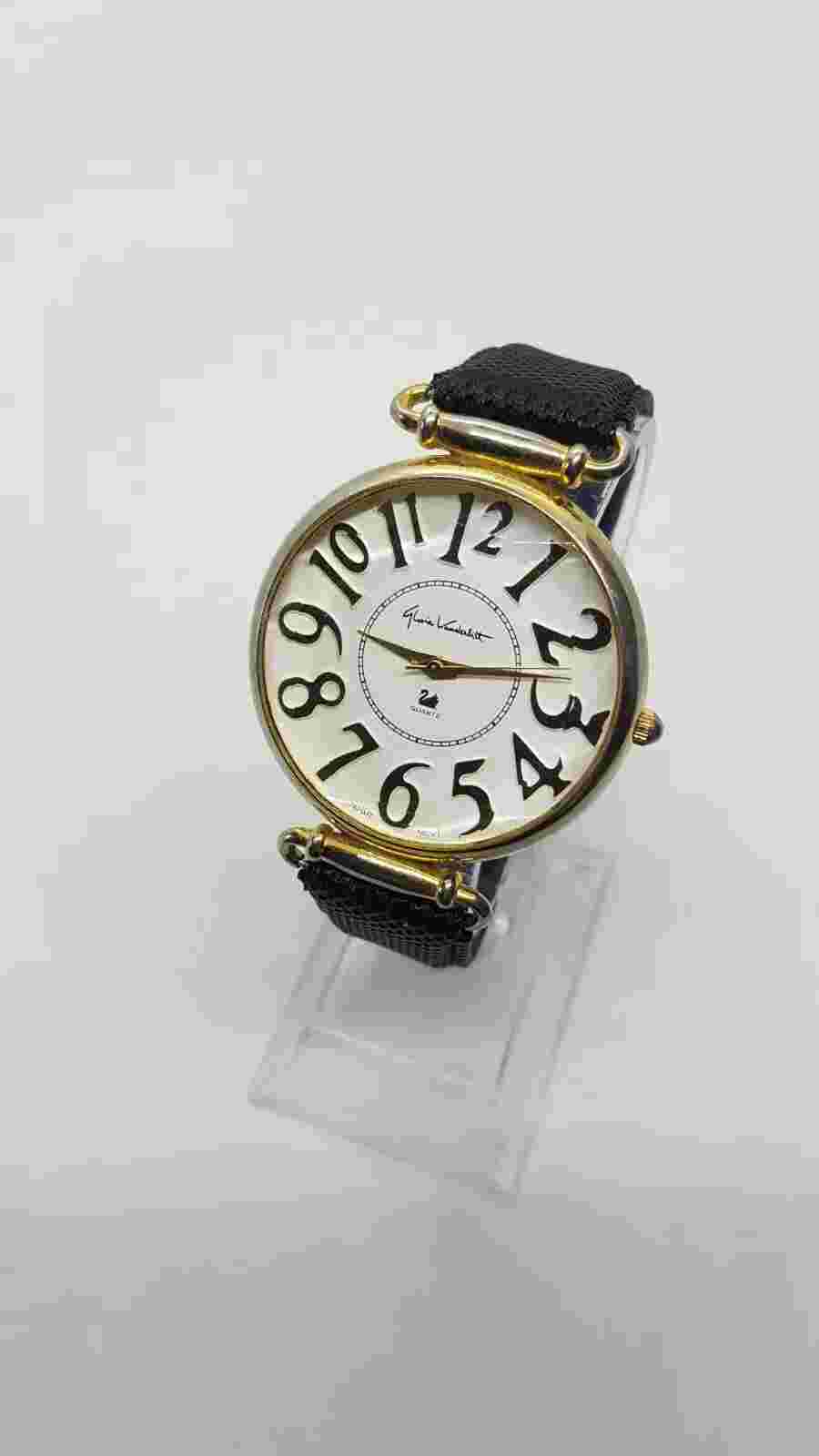 Gloria Vanderbilt Designer Hipster Cool watch for men and women 40mm Unique Cool