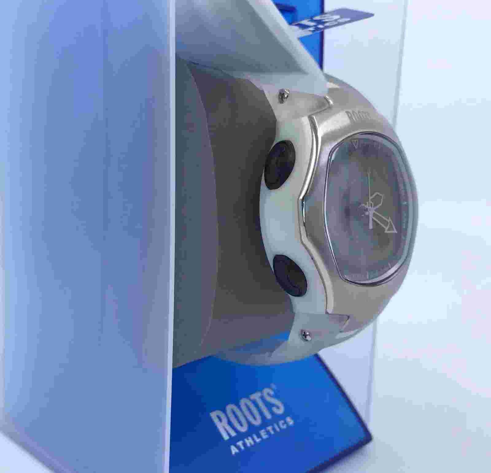 Roots Athletics Wrist Watch NEW RY2076 Passport Silicone Strap Box needs battery