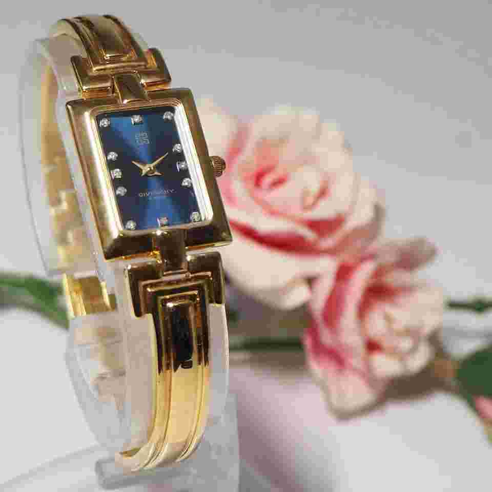 Givenchy Gold Navy Dial 12P Diamond Ladies Watch Givenchy,10272