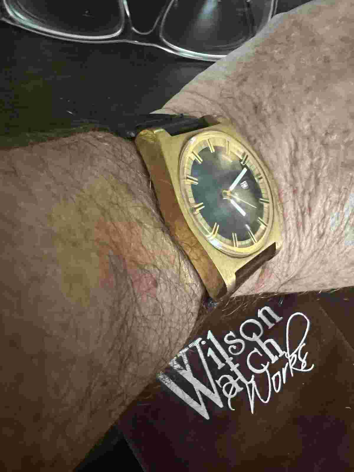 Men’s Vintage Swank Swiss Winding Watch 17  Jewels.