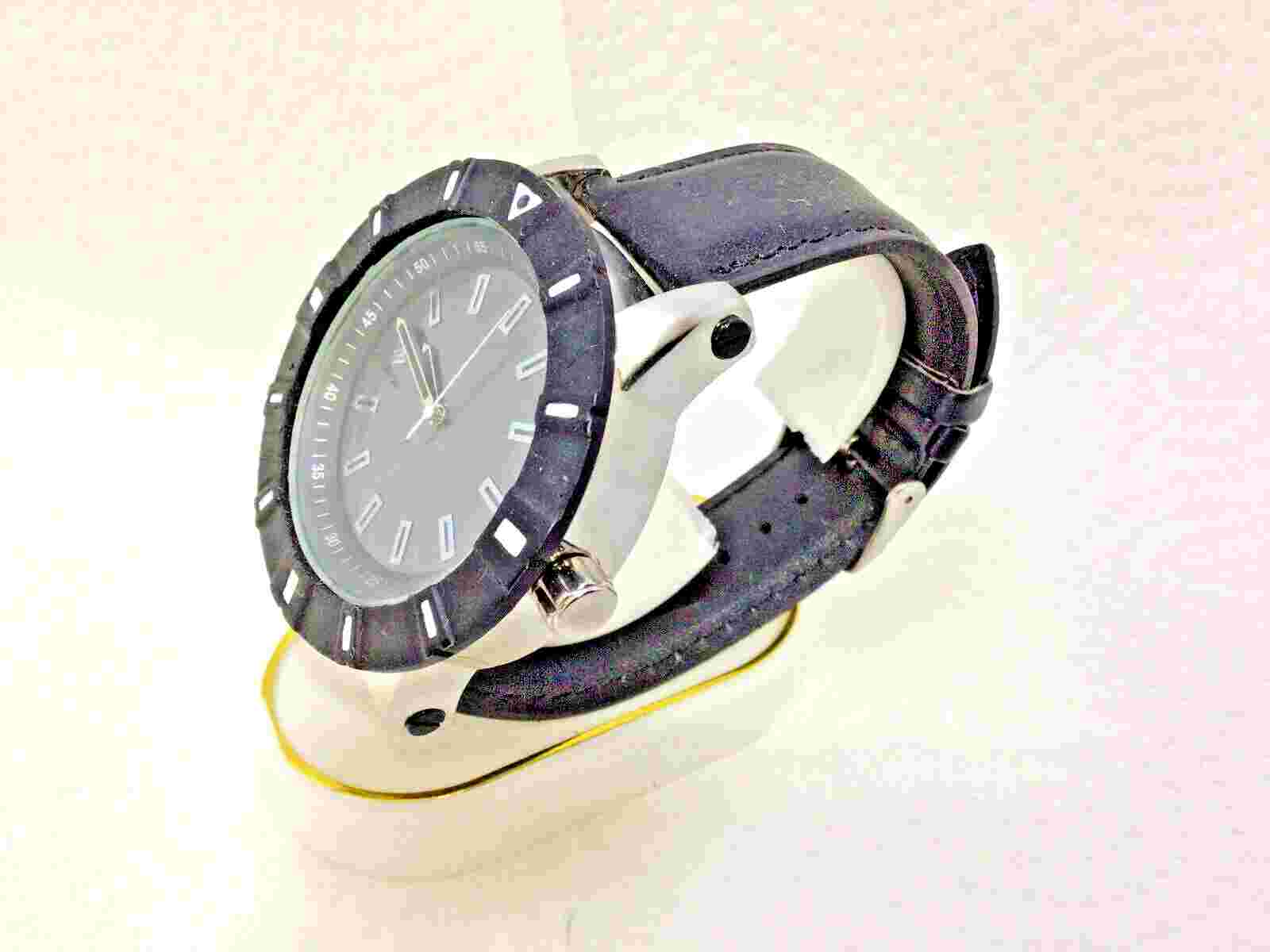 ROCAWEAR, 52mm BLACK QUARTZ WRISTWATCH, (FREE SHIPPING)