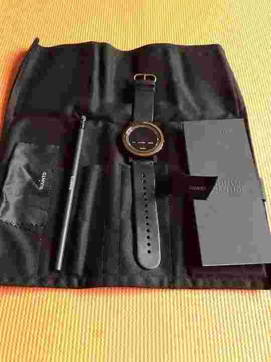 Suunto Essential Ceramic Copper Black