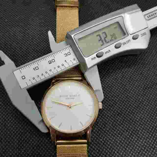 Eddie Borgo New York Fashion Watch Gold Tone White Dial Analog Round Mesh 32mm