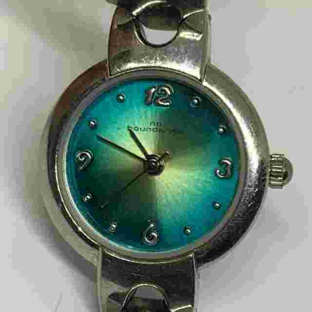 No Boundaries Women Watch Silver Tone 23mm Size 7” Quartz Analog UNTESTED