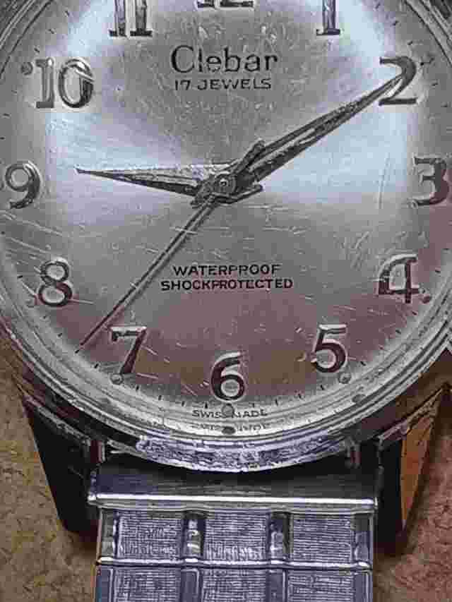 Vintage Clebar Swiss  Clebar 17 Jewels Wind Up Mechanical Watch PARTS OR REPAIR