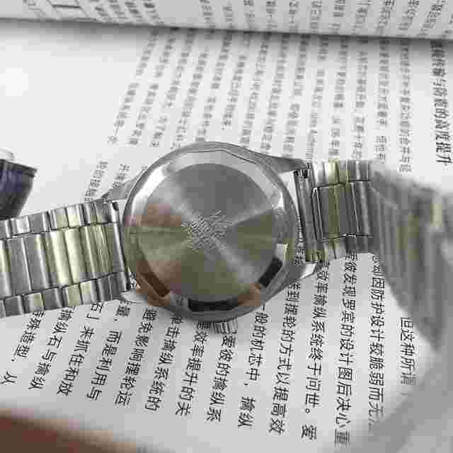 36.5mm Shanghai Factory Made Manual Mechanical Watch 19 Jews Shock-Resistant