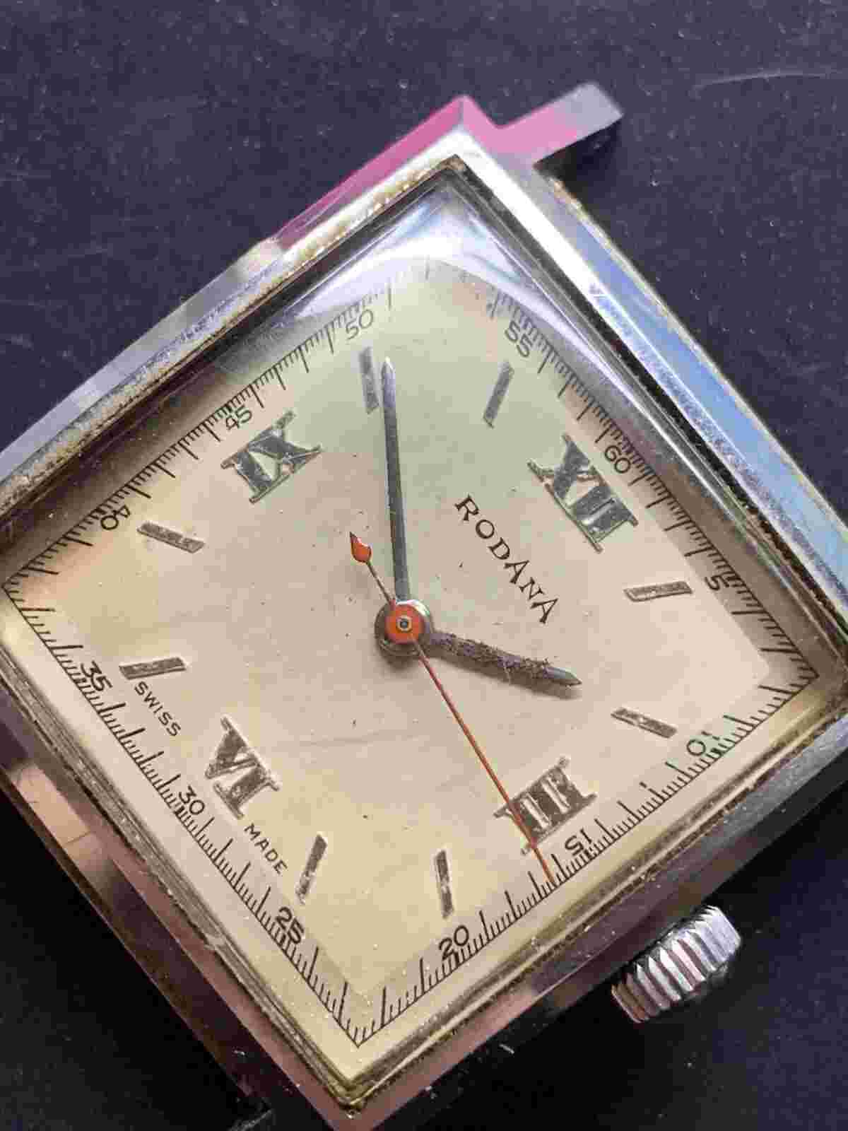 Rare 1940s SS Rodana Clamshell Manual Wind Wristwatch
