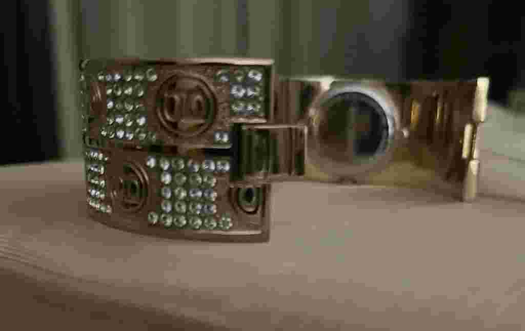 Vintage Bebe Vinyage Bangle Watch - Women Color: Gold