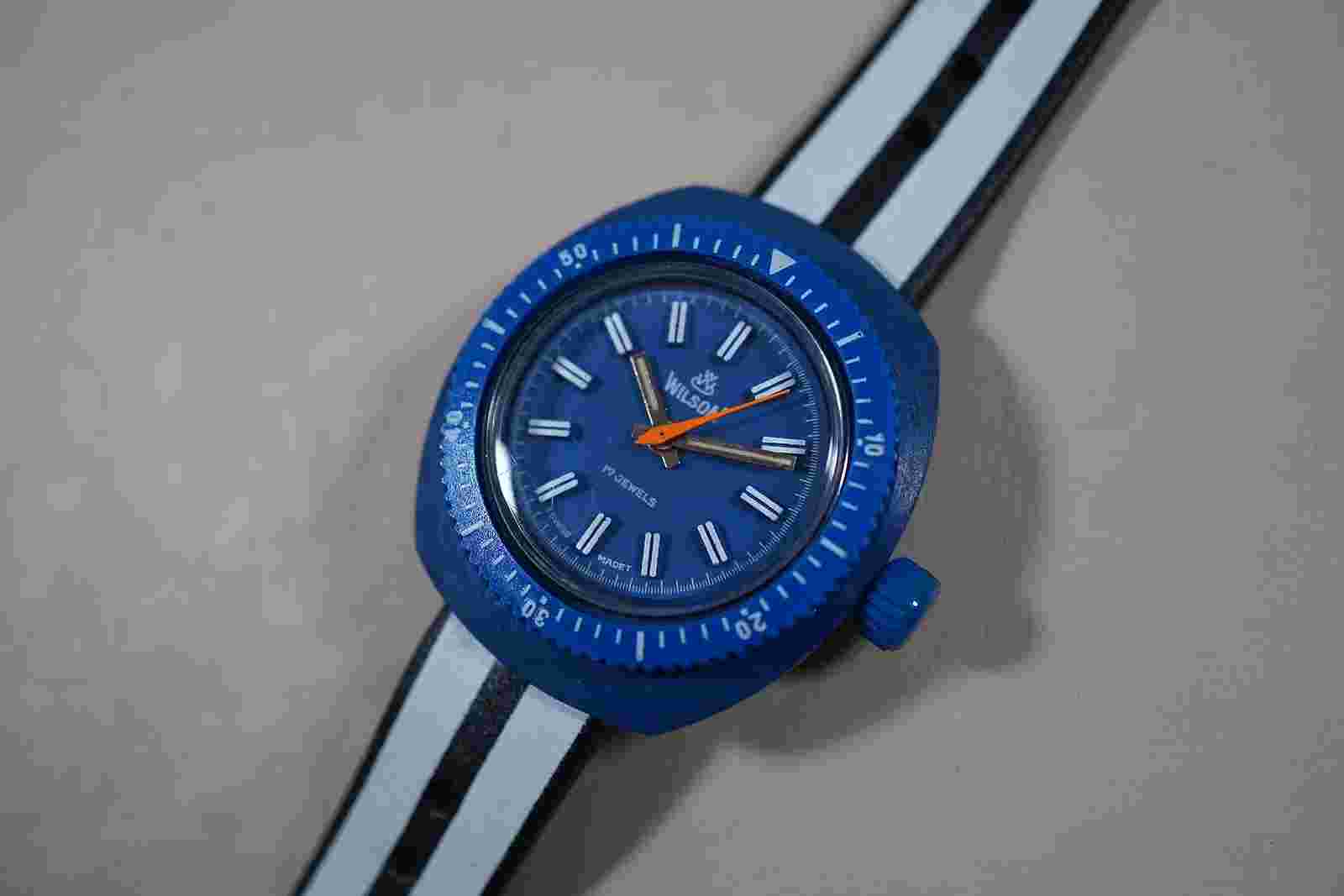 Vintage Wilson Mini Diver 17 JEWELS Blue Swiss Hand-wound Mechanical Watch