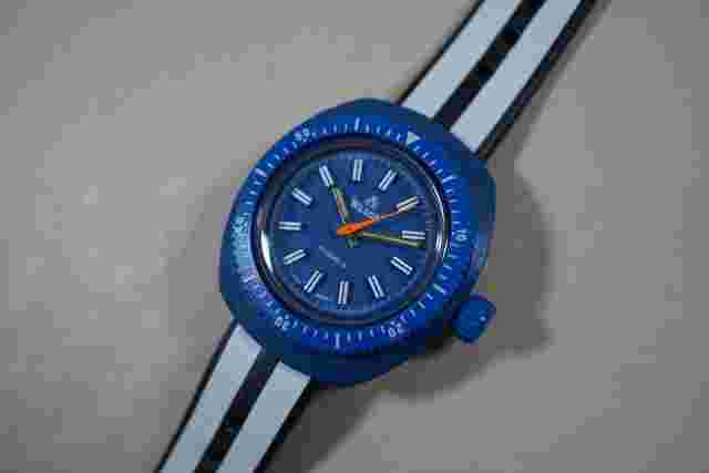 Vintage Wilson Mini Diver 17 JEWELS Blue Swiss Hand-wound Mechanical Watch