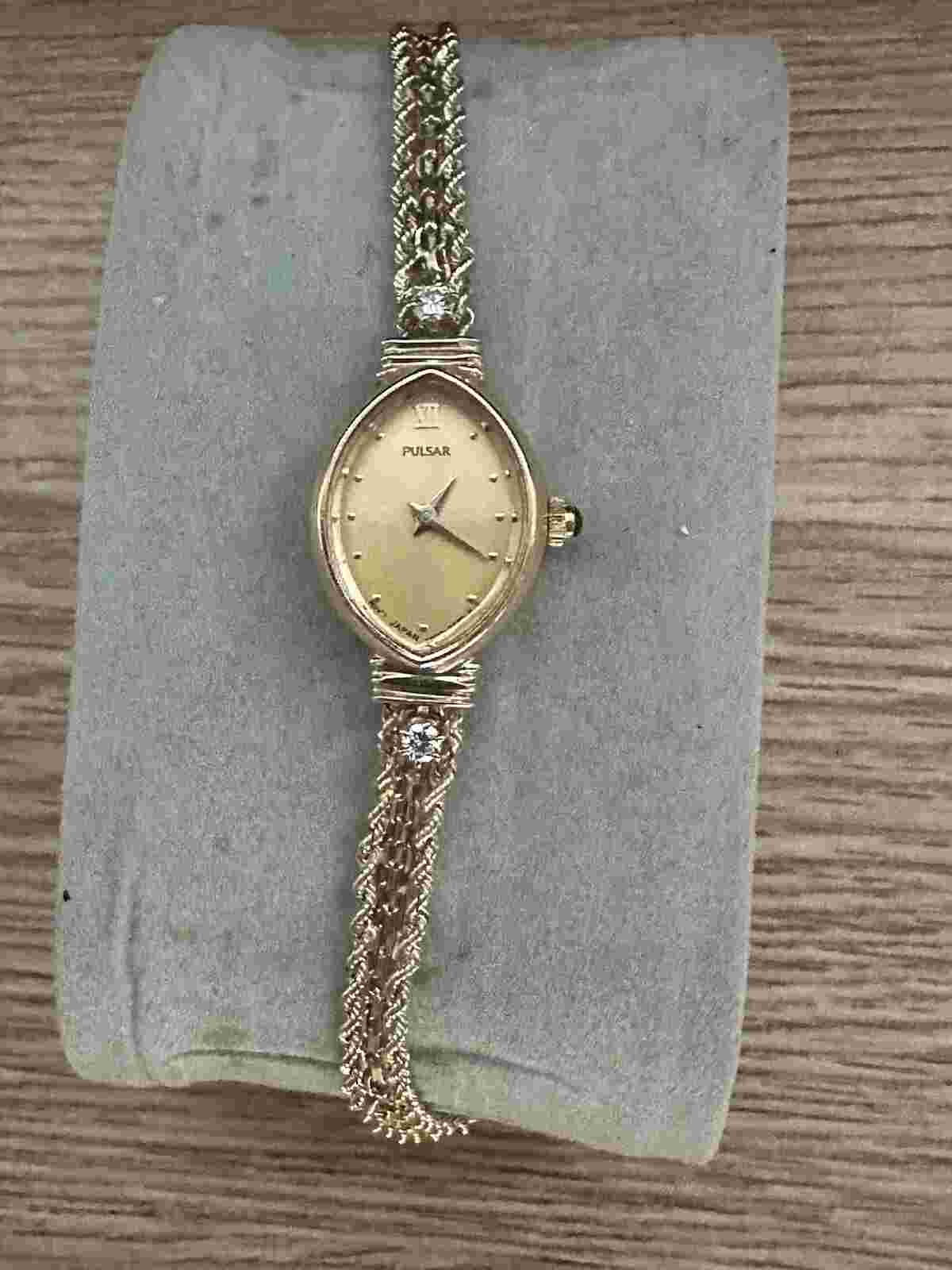 Designer Pulsar 14k Gold & Diamond Loaded Watch Mint Condition With Box ( Rare)