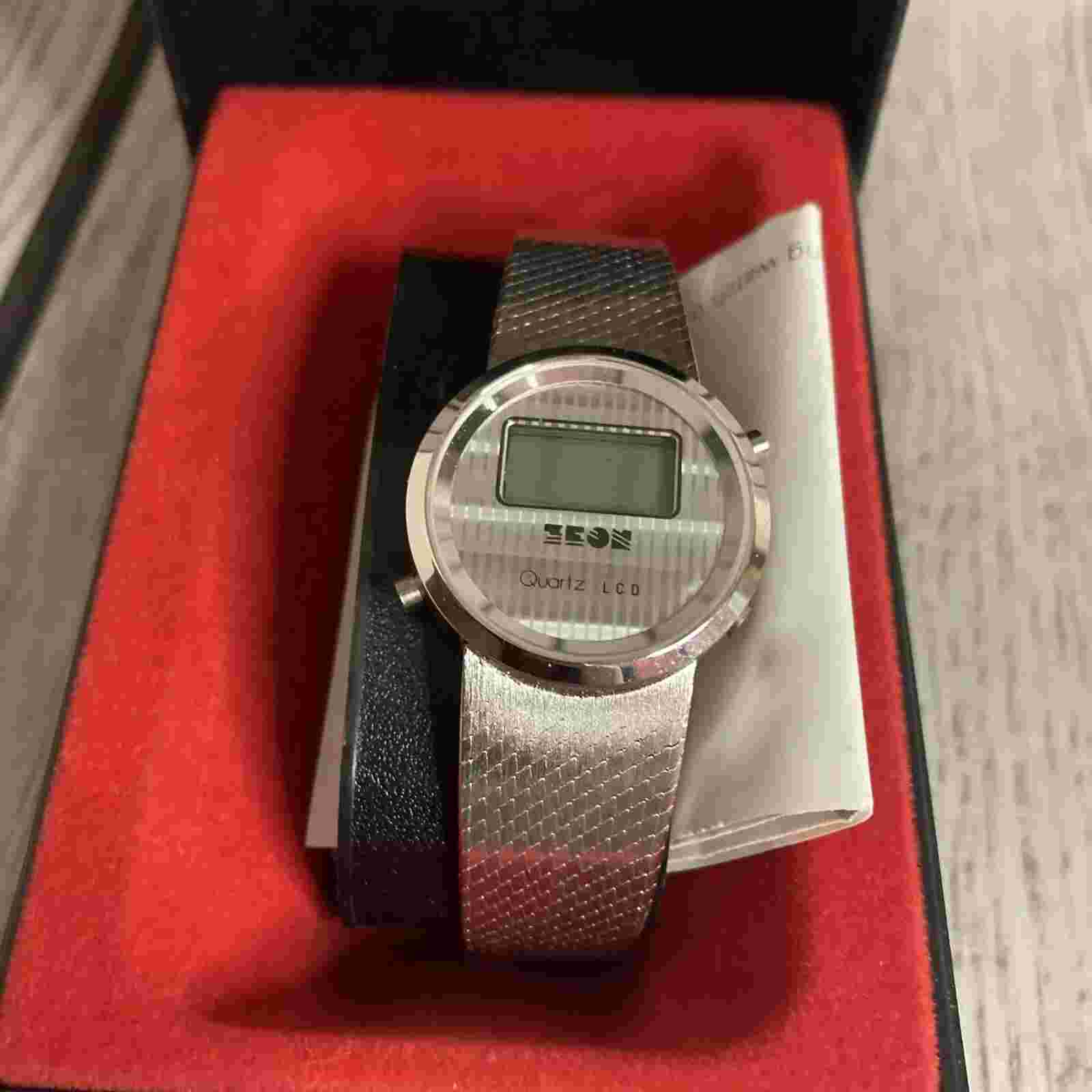 Vintage Zeon Ladies LCD Digital Wrist Watch Five Function New/boxed NOS Untested