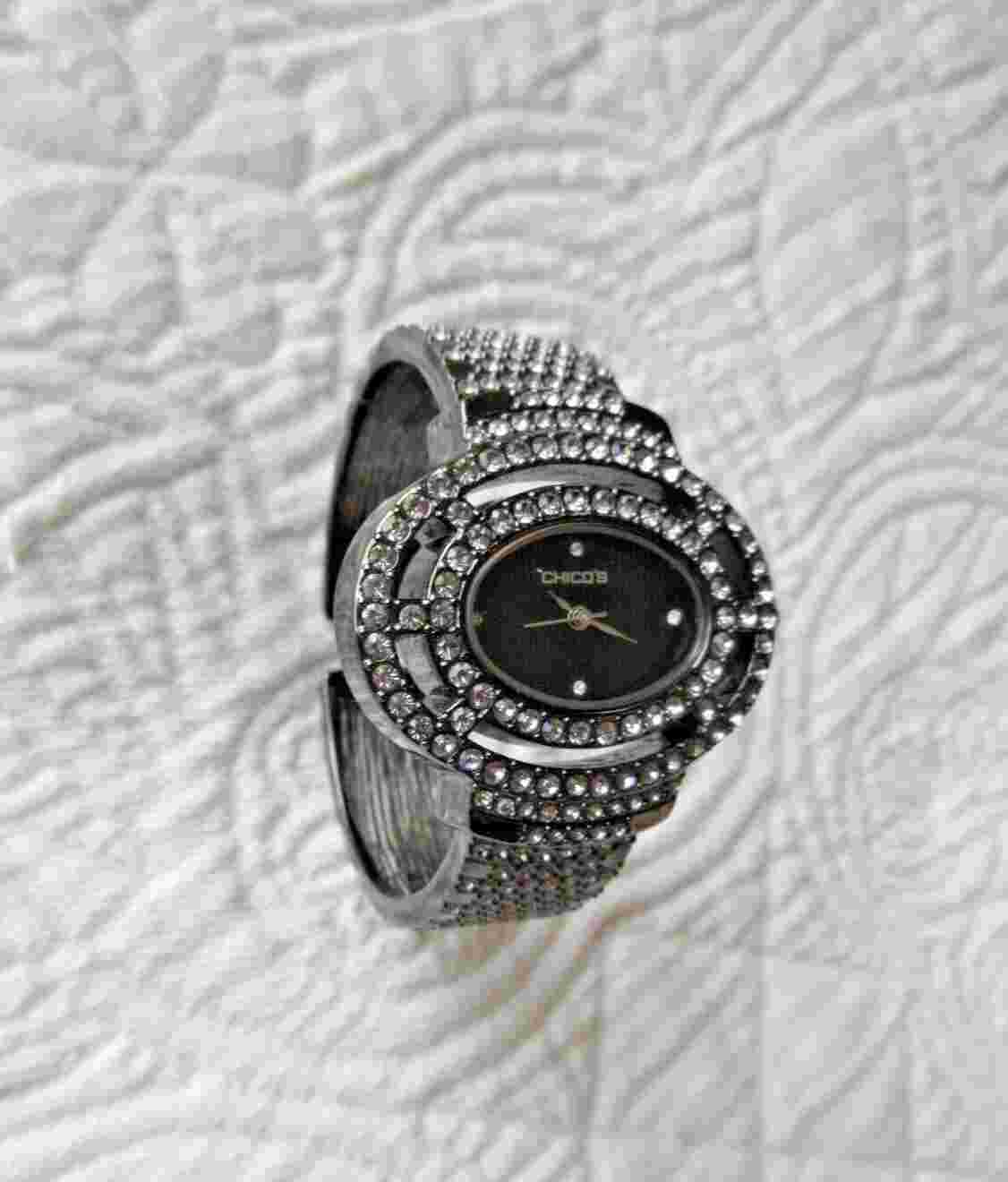 CHICO'S VTG BLACK OVAL CRYSTAL WATCH JAPAN MOVEMENT FLEXIBLE CUFF STAINLESS BACK