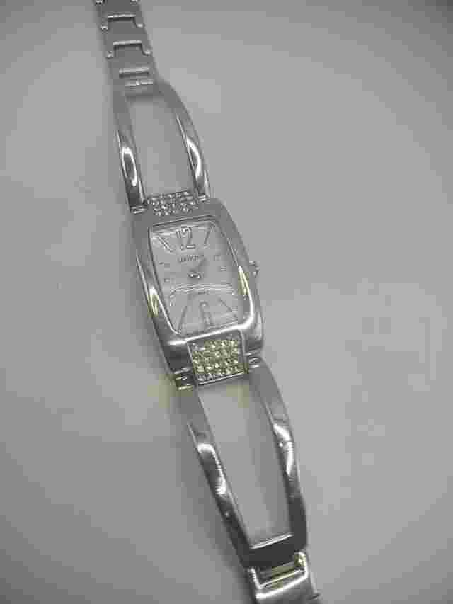 Vintage Watch-it Wristwatch Silver Tone Crystals Metal Band Bracelet Jewelry