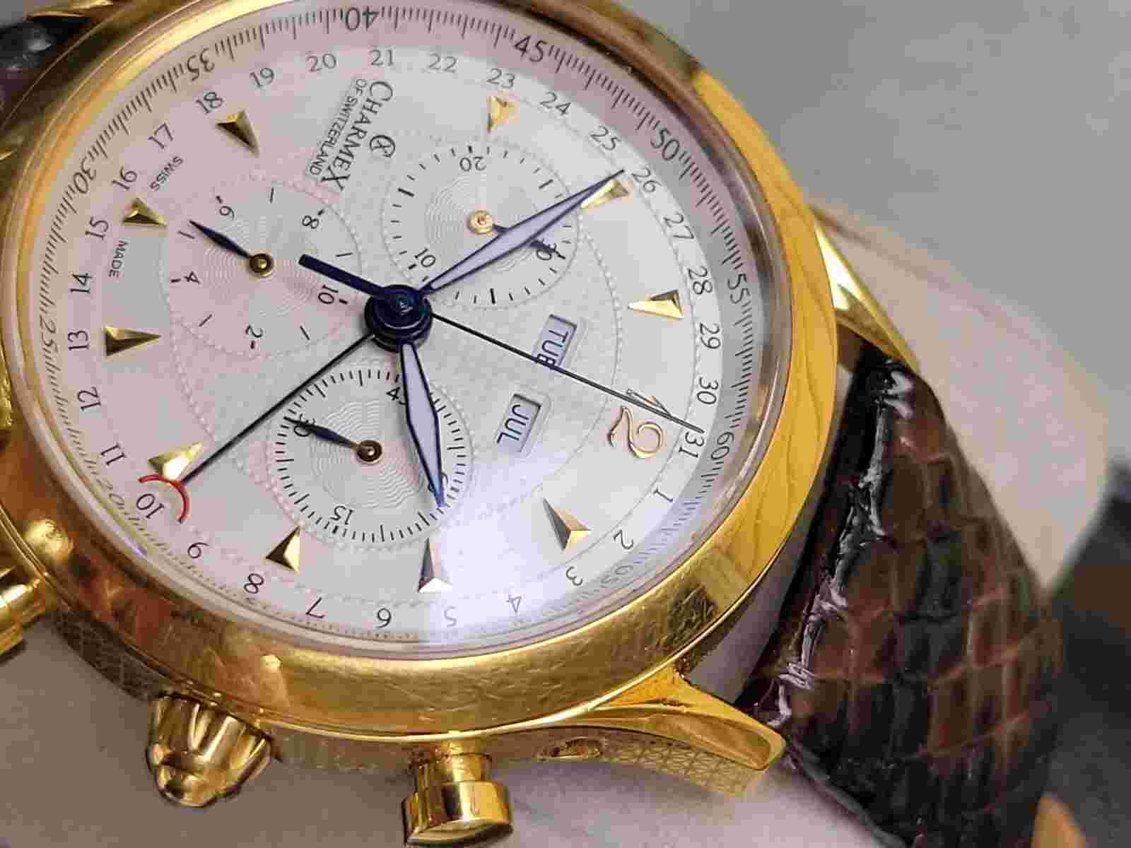 MENS WRIST CHRONOGRAPH WATCH CHARMEX OF SWITZERLAND S2791