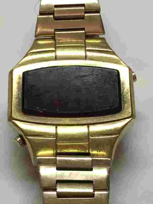 WITTNAUER POLARA LED 14K GOLD ELECTROPLATE BEZEL 010312