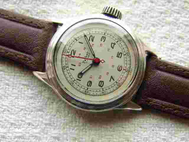 VINTAGE WWII era Parker Watch Co good condition MILITARY style WRISTWATCH
