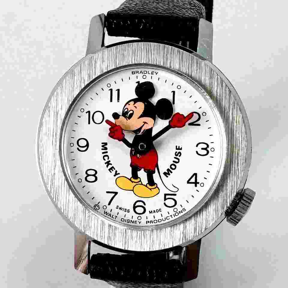 Bradley Mickey Mouse Hand-Wind Watch 1970s Swiss Made Head-Shaking Design