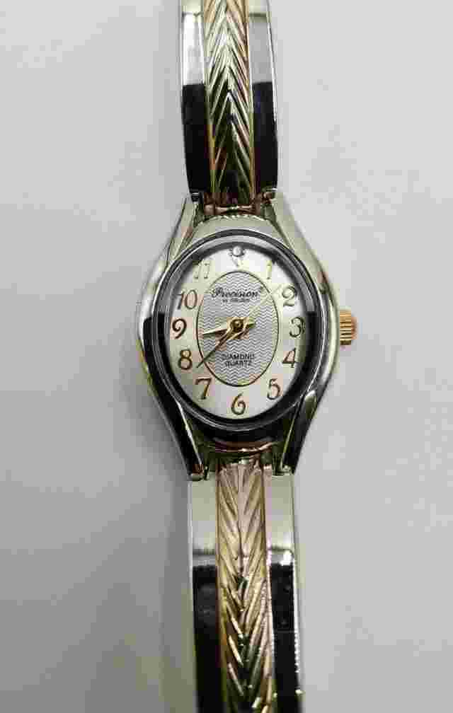 Precision By Gruen Heringbone Women's Diamond Quartz Bracelet Watch GP422L