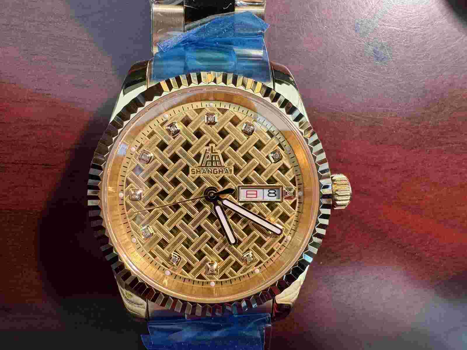 good watch For Men And Women