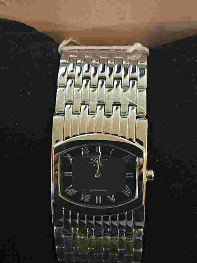 PH PARIS HILTON BRACELET COLLECTION WR NEW BATTERY WRISTWATCH 6447(Brand New )
