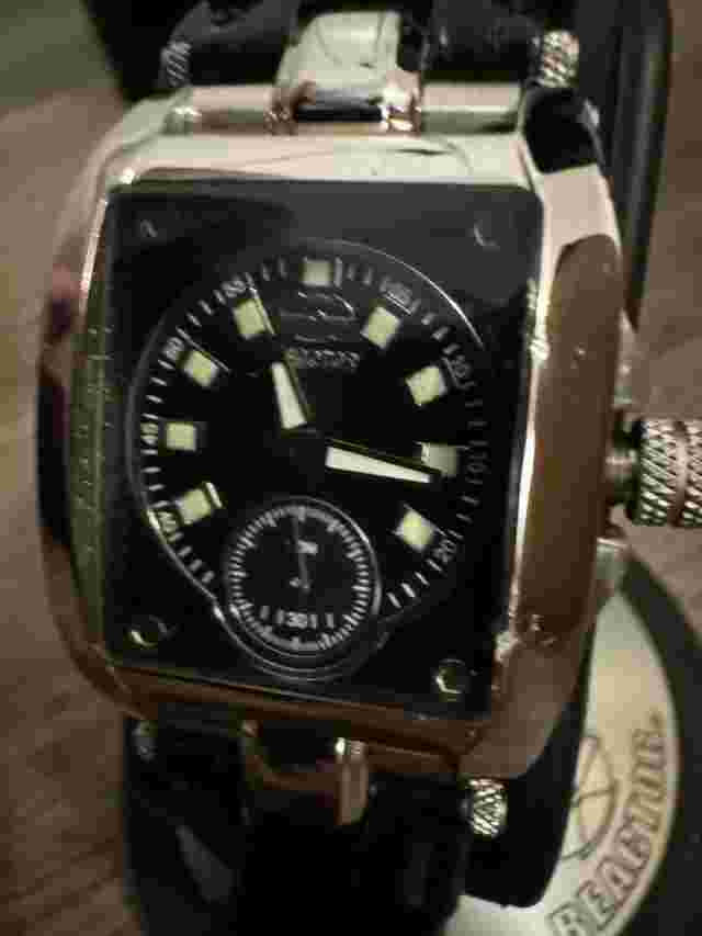 REACTOR *RARE* Women's 97201 Fusion Black Pearl Dial Crocodile Strap Watch