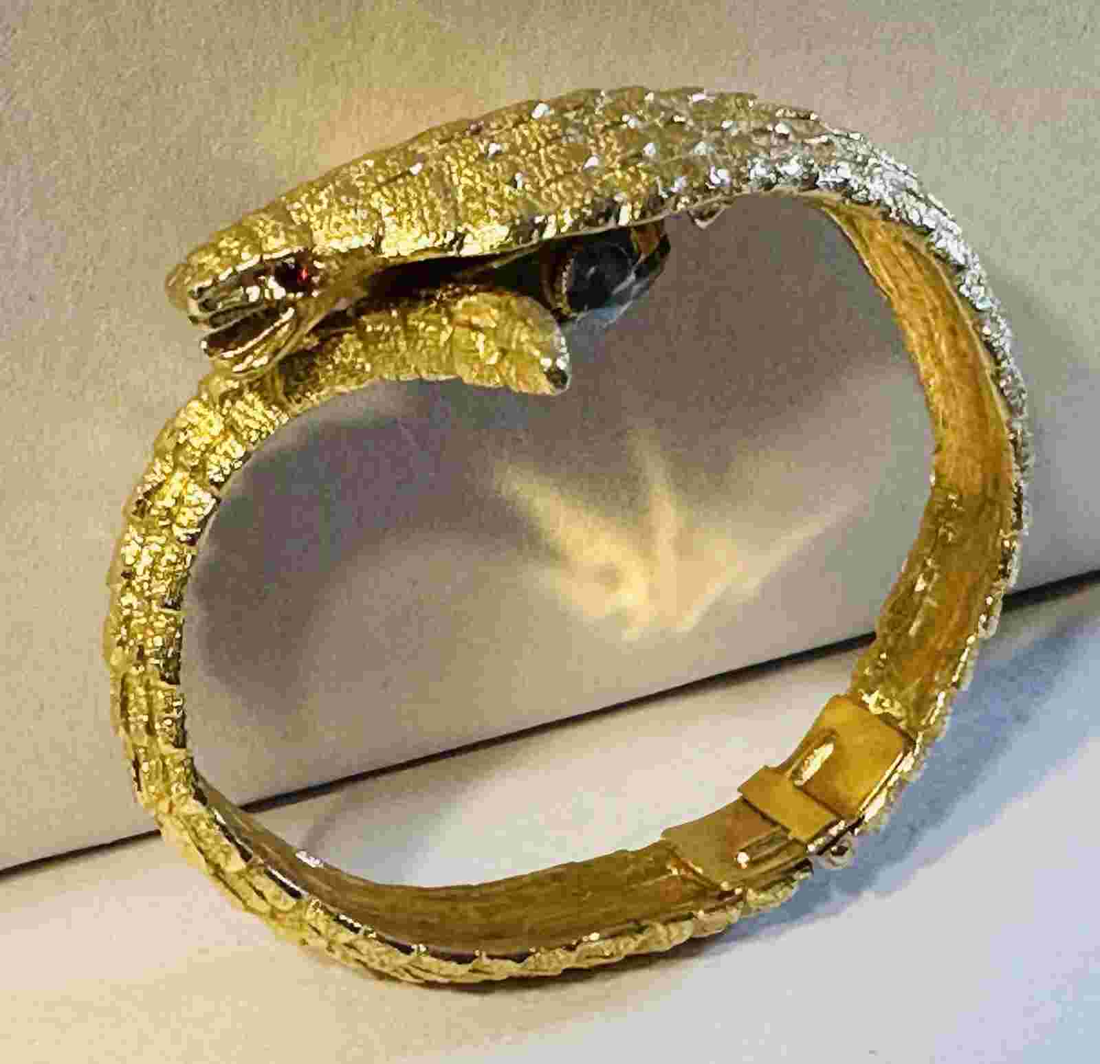 1960’s Sheffield Swiss Ladies Red Eyed Cobra Bracelet/ Wrist Watch Ex condition