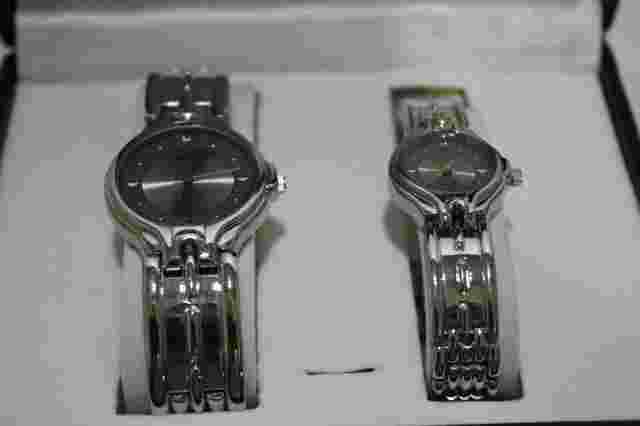 GENEVA watches for him and her, 2 watches men's and women's,silver color metalic