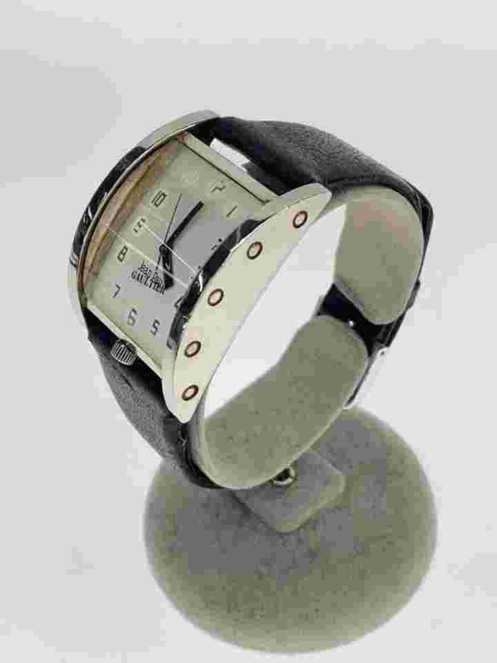 Jean Paul Gaultier Quartz Analog Watch White Leather Excellent JAPAN