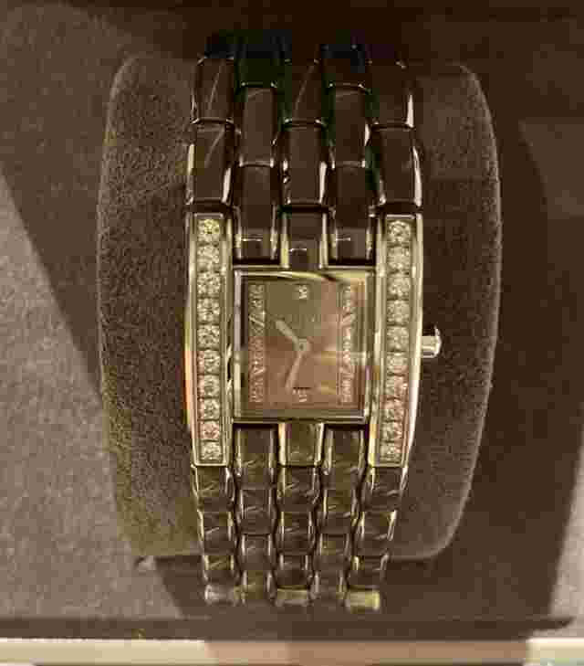 Chaumet Ladies Watch Khesis Cristal Manchette Lumière Reference:  W19631-35B