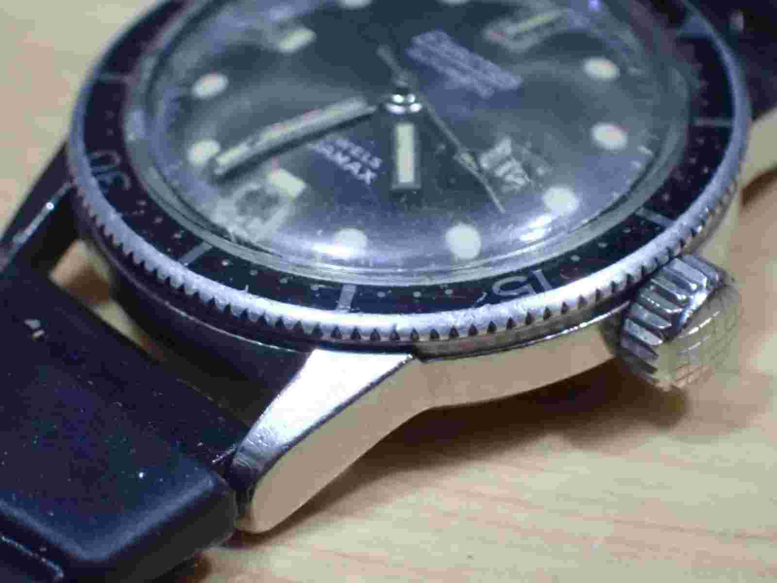 Exactus 17 Jewel Small Men's Automatic Diver Wristwatch runs Rotating Bezel