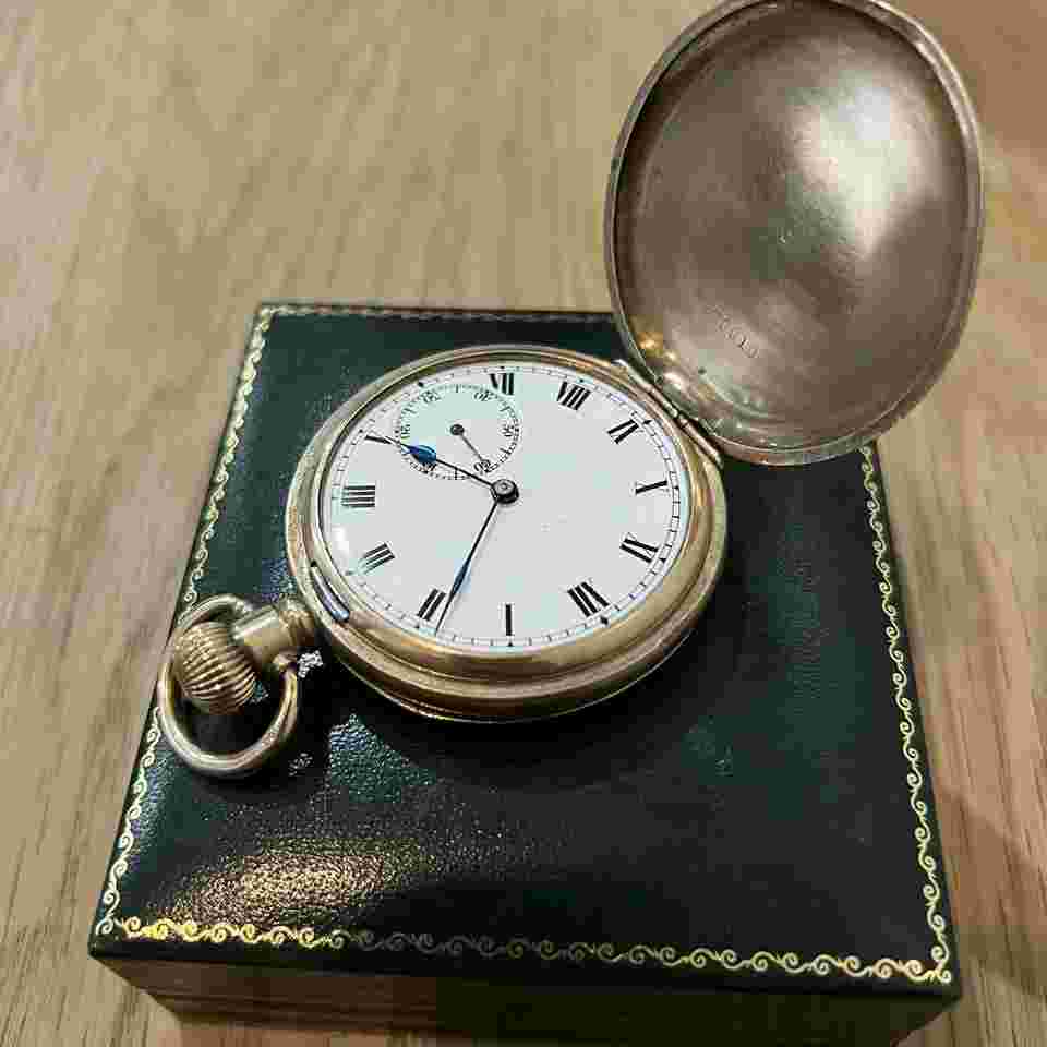 Antique Full Hunter Gold Plate 17J Swiss Pocket Watch Running Needs Attention