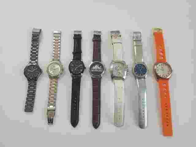 Lot of 7 Men's Watches Kenneth Cole, Lacoste Clique, Geneva, Sinobi