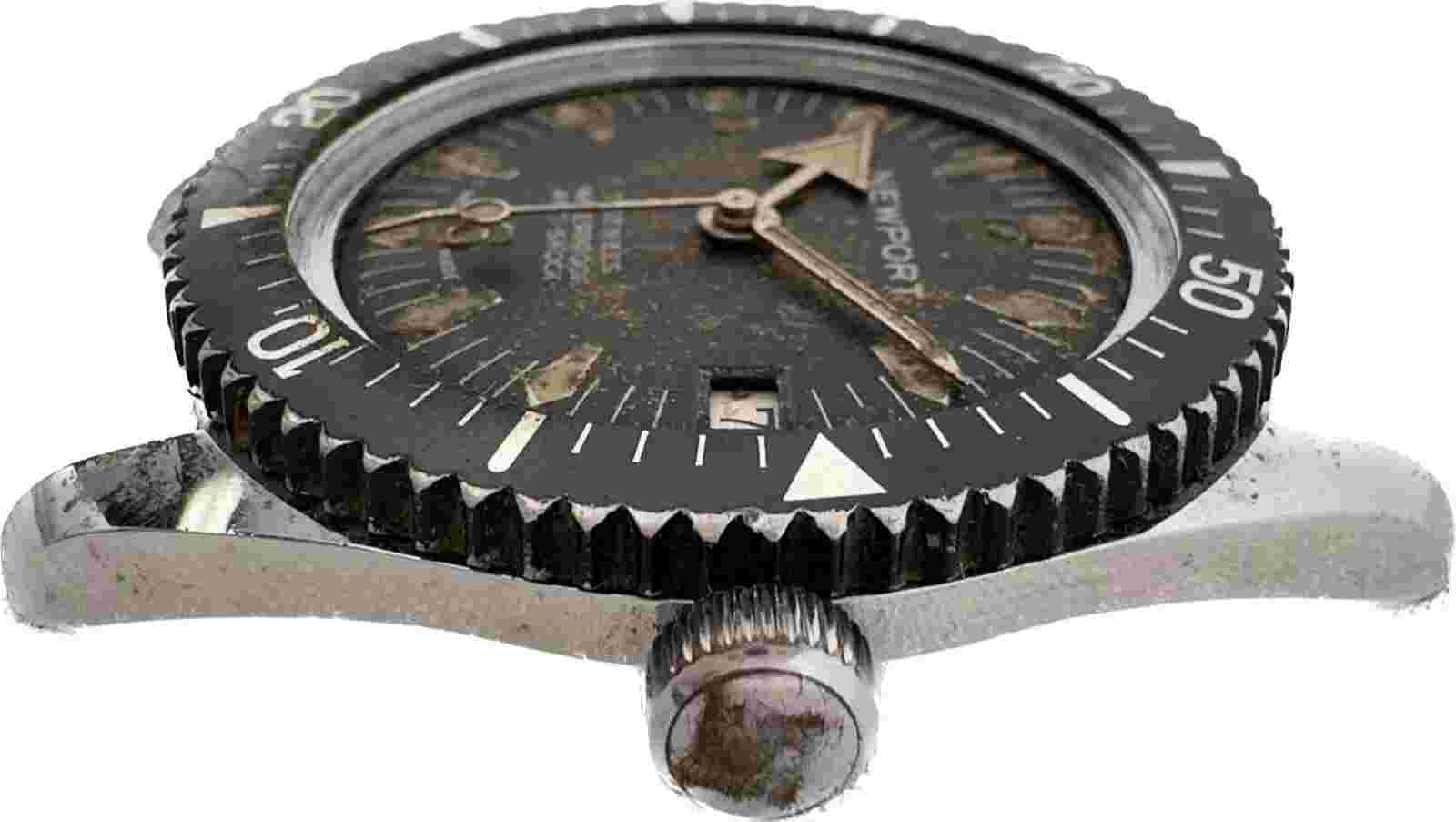 Vintage Newport Diver Men's Mechanical Wristwatch w Broad Arrow & Lollipop Hand