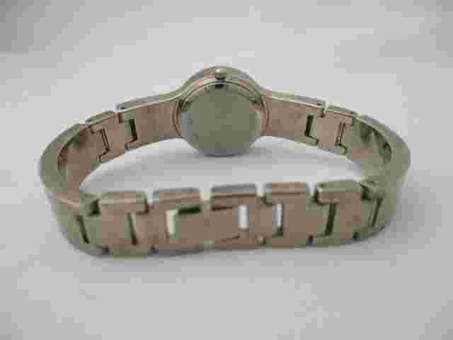 Lavoni Women's Analog Watch Silver Toned Bracelet Band Green Face *Working*