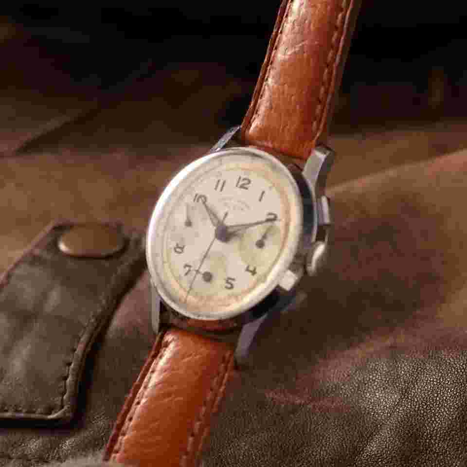 Alsta Vintage WristWatch Swiss Made 1940s Original Mechanical Steel Case 39mm