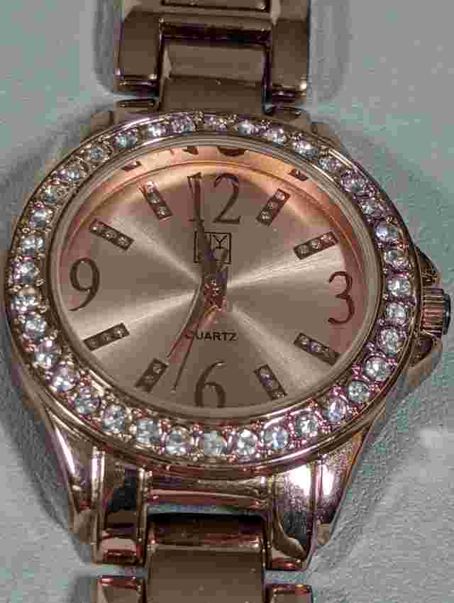 NYC Rose Gold Tone Round Crystal Accent Case Link Bracelet Band Watch Womans 8in