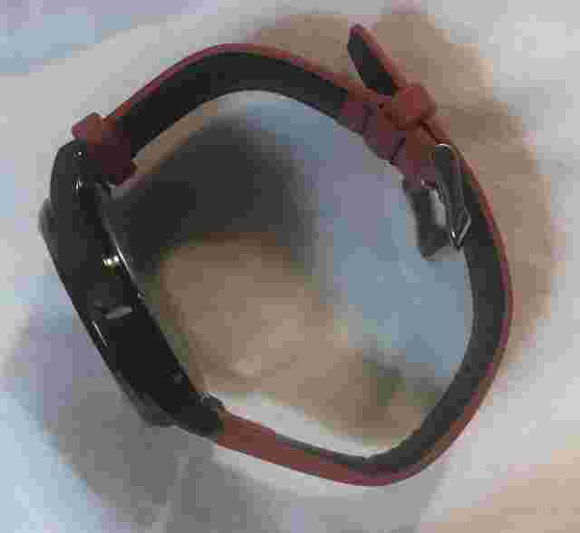 Strada Genoa Watch With Red Band