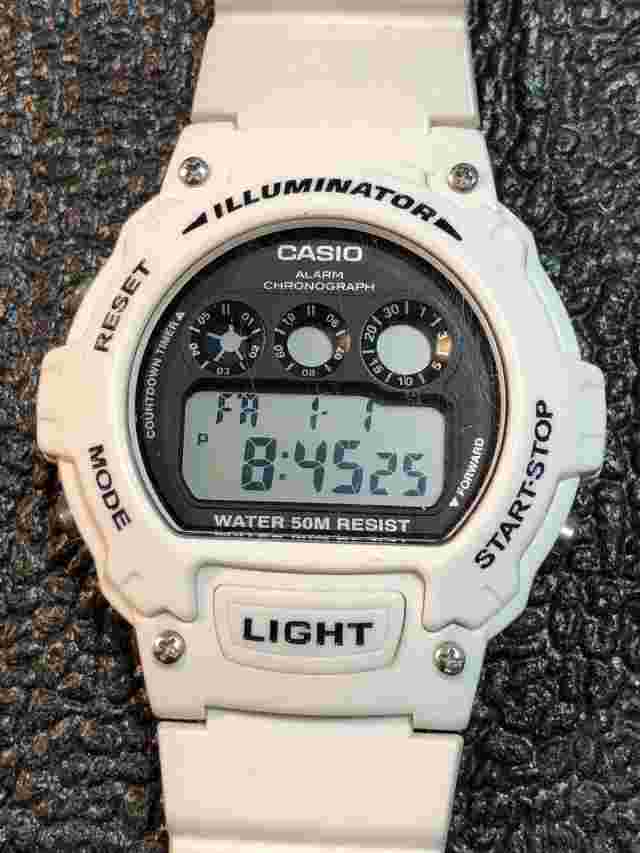 CASIO Illuminator W-214HC (3225) Men's Digital Watch Chrono White New Battery