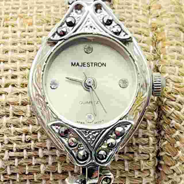 MAJESTRON Dainty Womens Watch Silver Tone Beaded Safety Chain Stretch Band READ