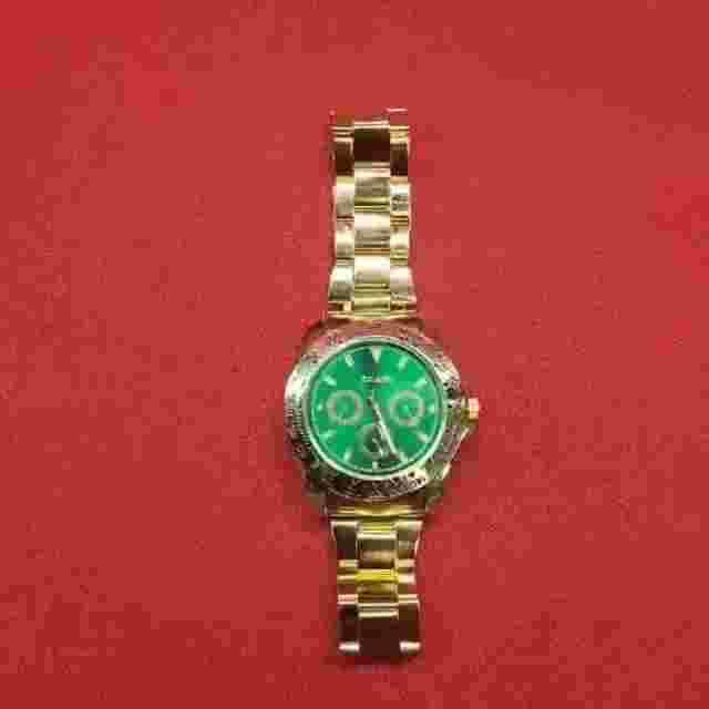 Yolako Watch Luxury Mens Green Gold Metal Round Pointer Quartz Watch Fancy