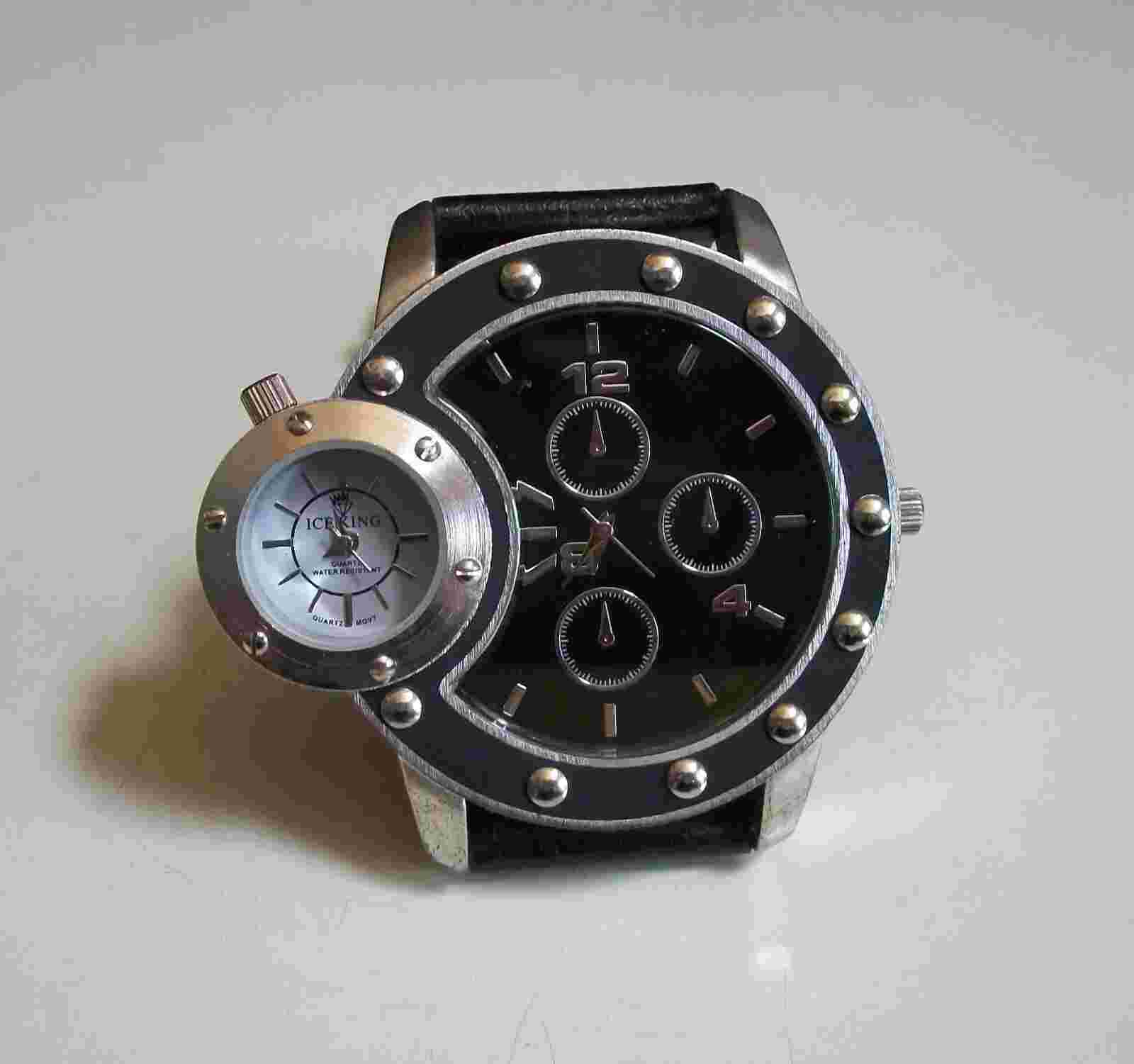 Men's Silver Finish Fashion 2 Time Zone (Dual Time) Leather Band Casual Watch