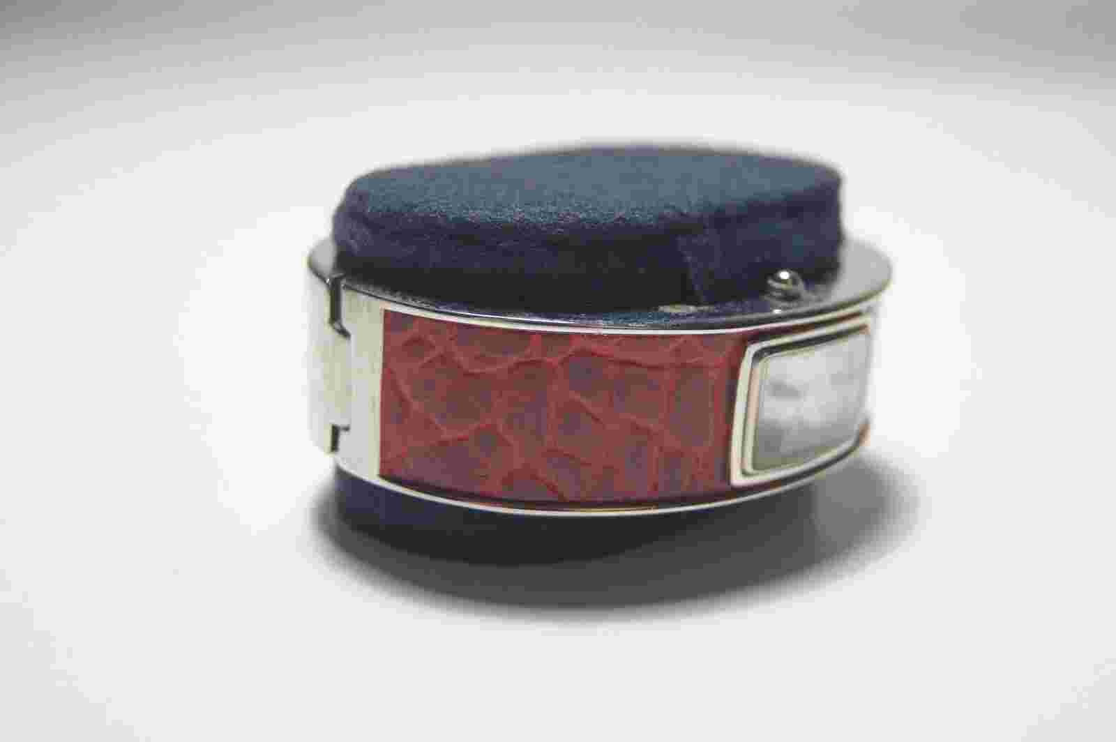 Bill Blass Quartz Women's Watch BLL137 Red Band White Face Japan Movement