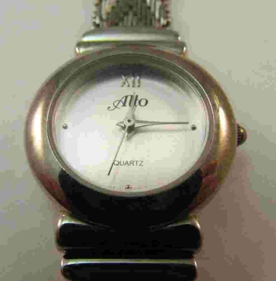 Alto Ladies Quartz Watch 4439QBS Beautiful Mesh Band EUC Great Estate Find