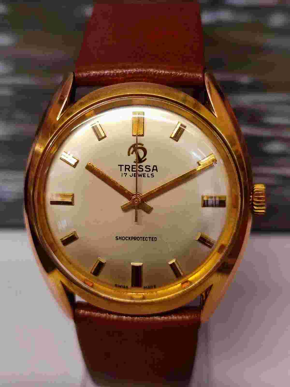TRESSA 17 JEWELS WINDING NEW OLD STOCK 430 SWISS MEN'S FULL WORKING MINT VTG.