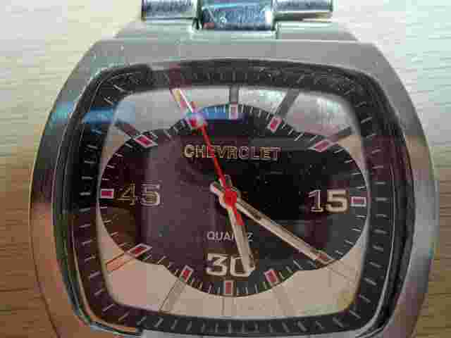 Vintage Chevrolet Quartz Japan TM GM 237 PC21 Wristwatch Watch Mens