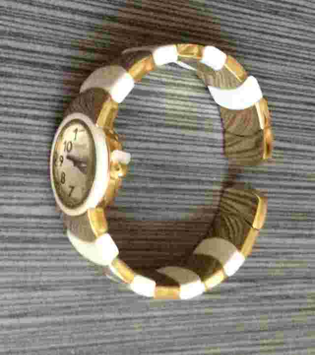Donna Vivian Women's Gold & White Bangle Cuff Watch Round White Dial Beauty New!