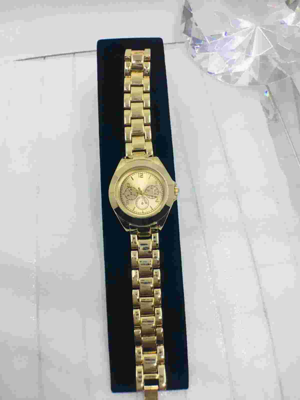 Vintage Merona FMDM124 Gold Tone Fasion Ladies Watch 8" Long NO BATTERY